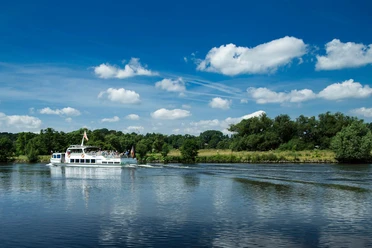 weisse-flotte-sommer-muelheim-ruhr.jpg