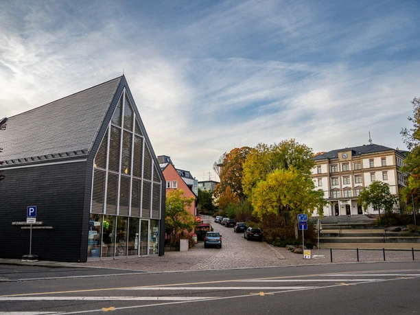 Informationszentrum T9 Mittweida mit Technikumplatz