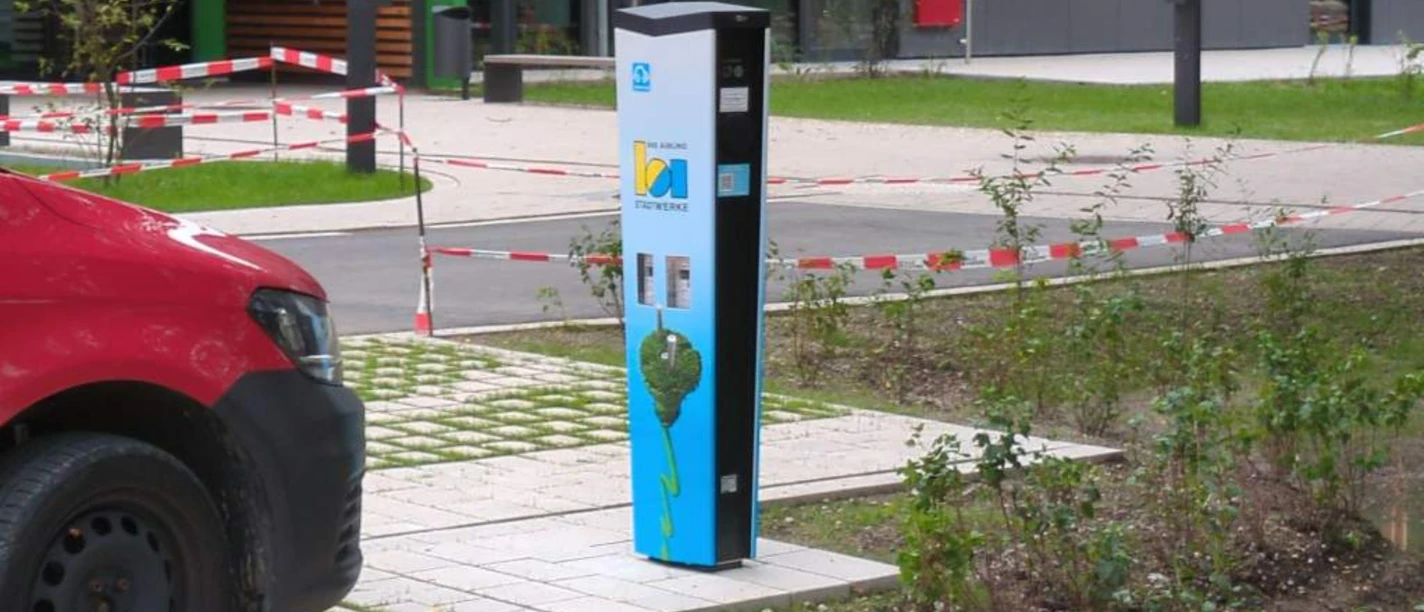 E-Ladestation Schule St. Georg.jpg