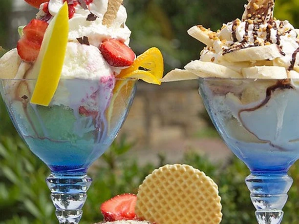 rita_bernhardt-ice-cream-1500845_640