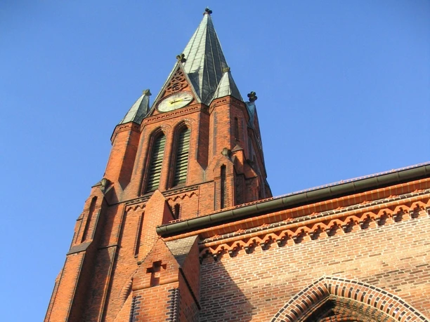 Christuskirche 2_WEB.jpg Kirchturm der Christuskirche Bremerhaven