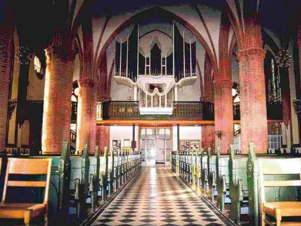 Christuskirche 3_WEB.jpg Orgel in der Christuskirche Bremerhaven