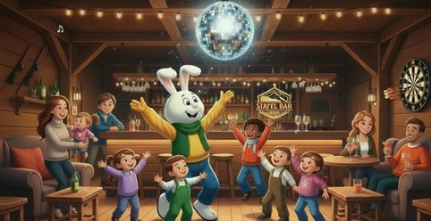 Fröhliche Tanzstimmung an der Kinderbar mit Snowli Fröhliche Kinder tanzen bei der Kinderdisco in der Stafel Bar