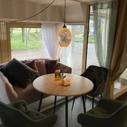Café Sonderbar