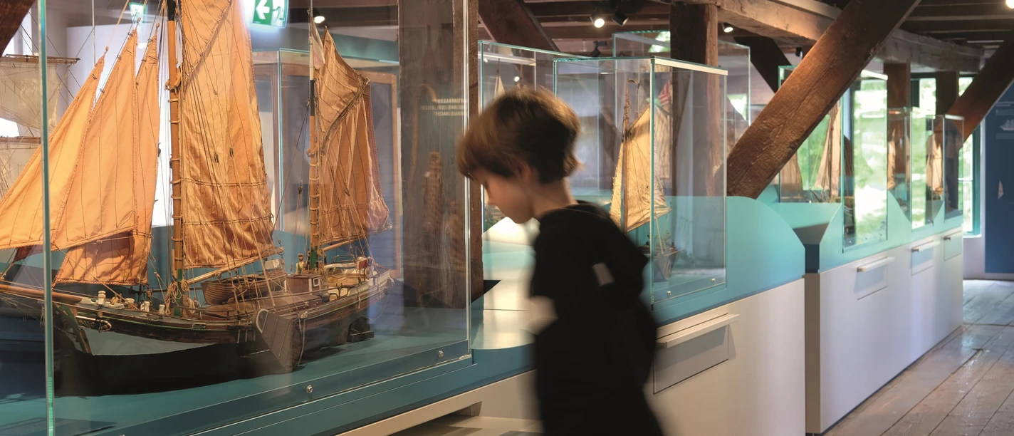 07-Ostereiersuche (alternativ), Foto HGB.jpg