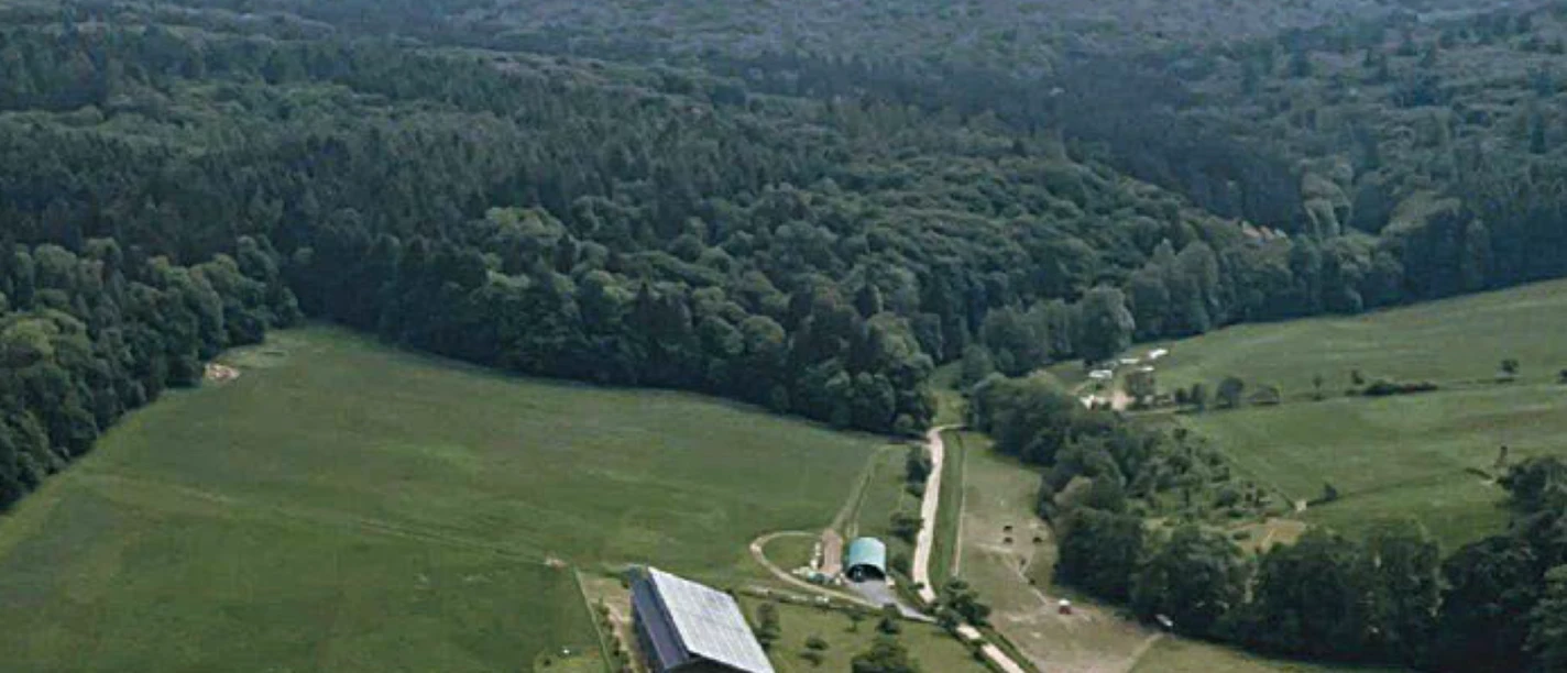 Vogelperspektive Hof zu Hausen.png