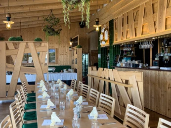 Cossis Restaurant & Bar Innenansicht