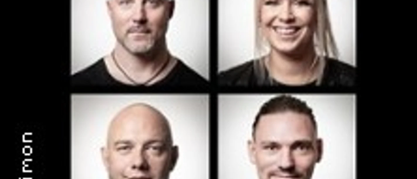 Vier Porträtfotos und Schrift zur Tour 2027 der Band Die Lærmer.
