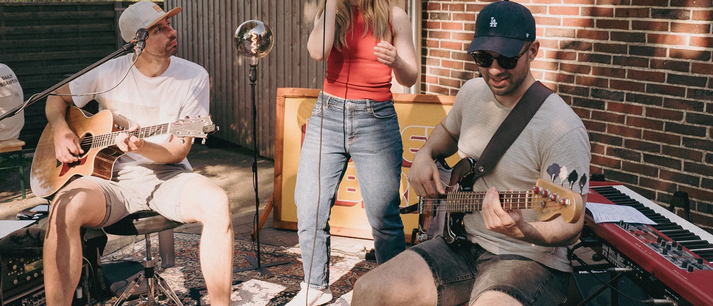 Honeybird_Tim Staudt, Joanna Hitz, Arne Pusch © Finn Rose.jpeg