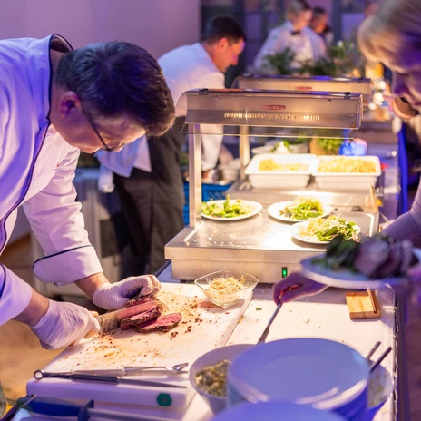 Kulinarik der Eventlocation Kongresshalle am Zoo | Leipzig Convention Bureau Kulinarische Angebote während der Nacht der Gastronomen und Hoteliers in der Kongresshalle am Zoo – präsentiert vom Leipzig Convention Bureau