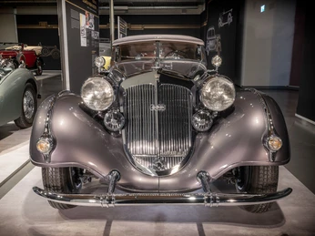 SoA-100H8_Horch855_051_Foto_Stefan Warter_AHM.jpg