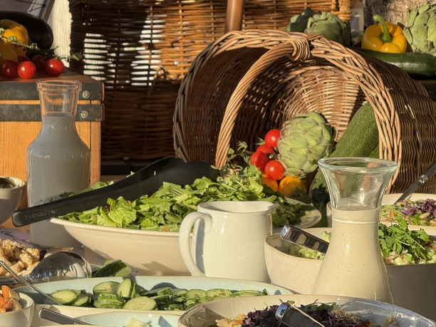 River Lounge buffet Salad buffet