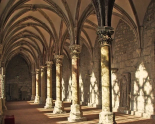 Führung im Abendlicht © ZisterzienserMuseum KlosterWalkenried, Fotograf Günter Jentsch.jpg