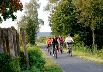 Skulpturenweg_Radfahrer2_Sommer© Stadt Bad Gandersheim Hötzel.jpg