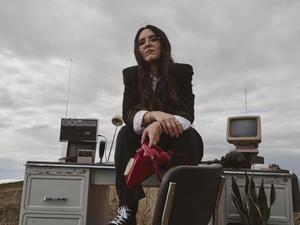 Veronica Fusaro by Nils Sandmeier 3