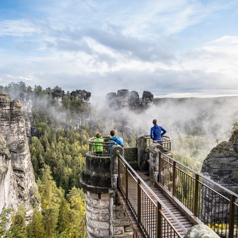 Aussicht von der Bastei am Malerweg in der Sächsischen Schweiz