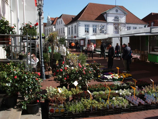 Wochenmarkt Quakenbrück.JPG