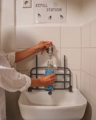 Nachhaltigkeit an der Refill Station auf Sylt