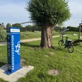 Radservicestation Berkenthin am Rastplatz am Kanal Ein Rastplatz bei Berkenthin am Elbe-Lübeck-Kanal. Dort steht eine Radservicestation zum selbst bedienen.