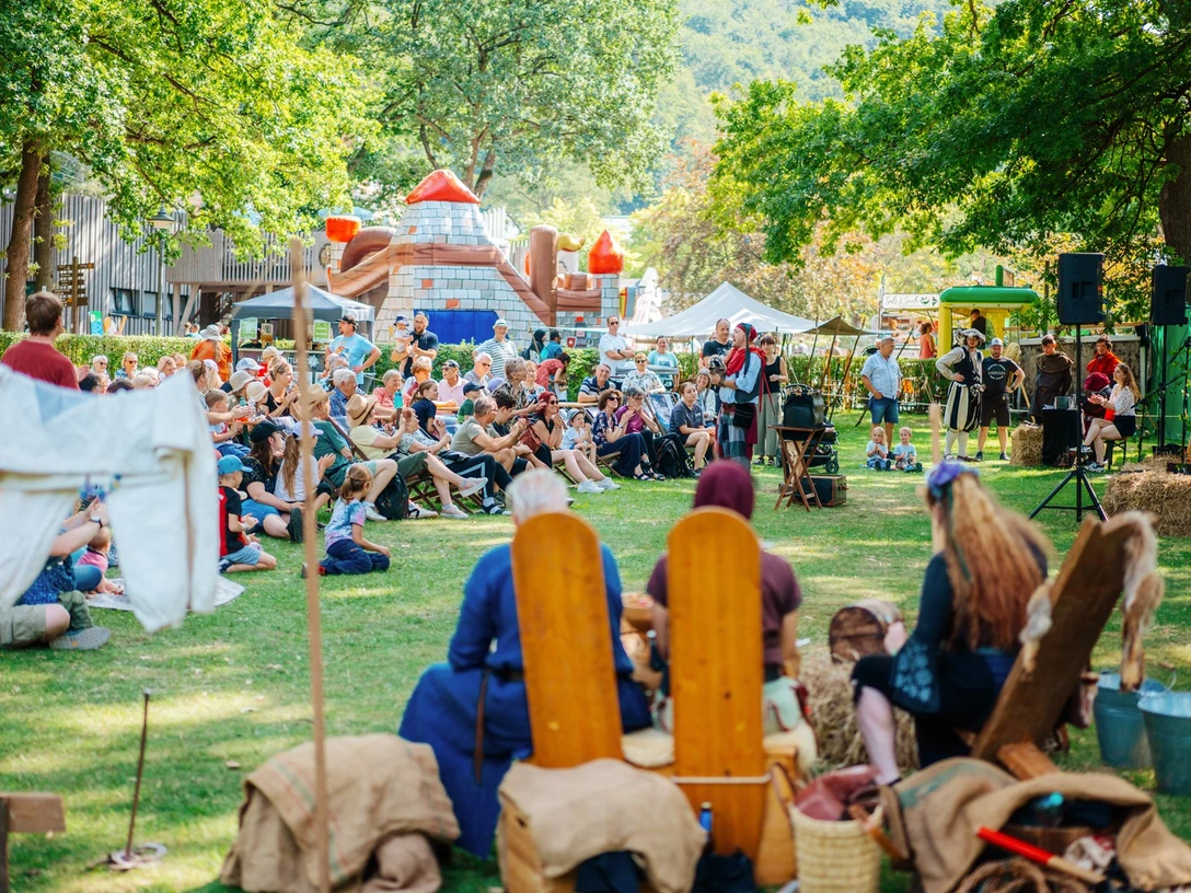Mittelalterlicher Sommer.jpg