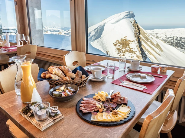 CHRISTIAN-KREBS-PHOTOGRAPHY_Brienzer-Rothorn-Restaurant_Online-12 (2).jpg