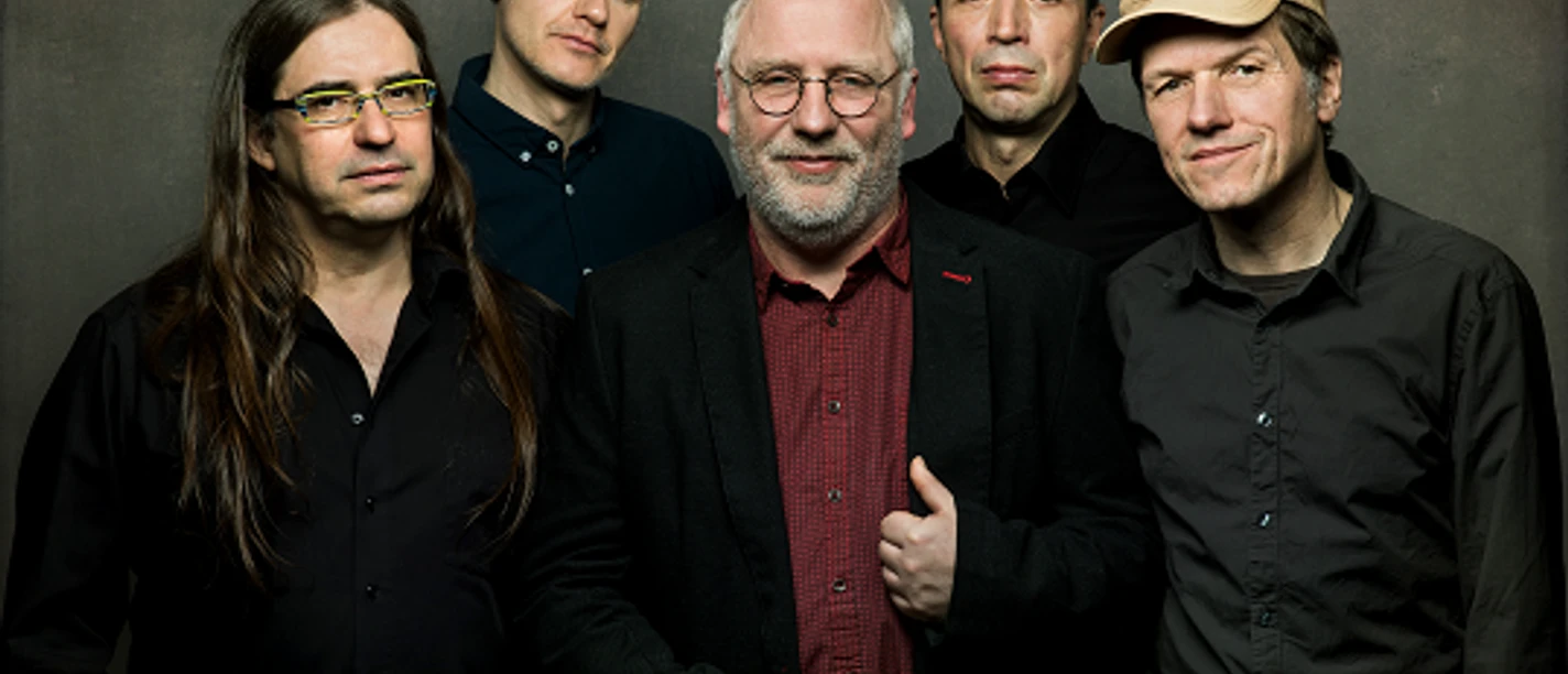 2026-03-06_Cissy Strut.png