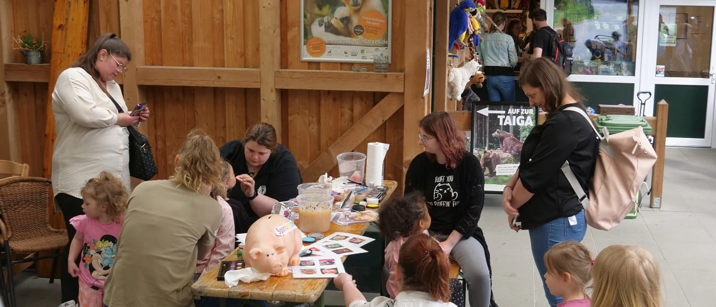 Kindertag 2024 Kinderschminken 2.jpg