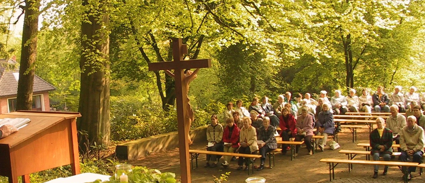 Wingst Pfingstkonzert Kurpark Wingst.jpg