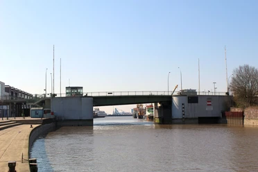 Kennedybrücke5(c)maja_herwig_WEB.jpg Kennedybrücke Bremerhaven