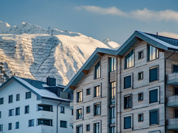 large_-Apartmenthaus%20Biber_Gemse_Aussen_Winter.jpg