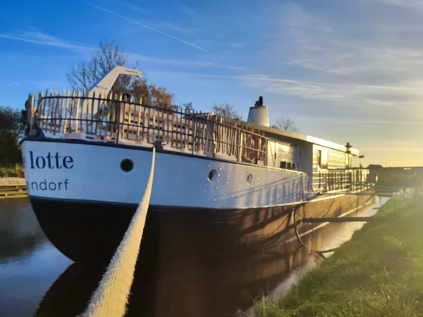 Hausboot Lieselotte.jpg