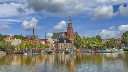 Leer-Altstadt-Hafen-Ostfriesland.jpg