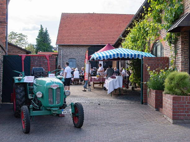 Maimarkt Hofreite_2022_Foto Wiegand (9).jpg