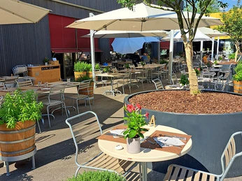 Sursee_Restaurant iheimisch_Terrasse.jpg