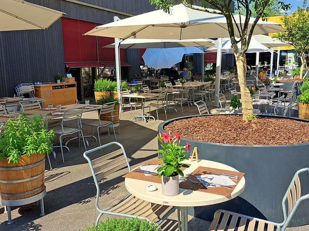 Sursee_Restaurant iheimisch_Terrasse.jpg Sursee_Restaurant iheimisch_Terrasse.jpg