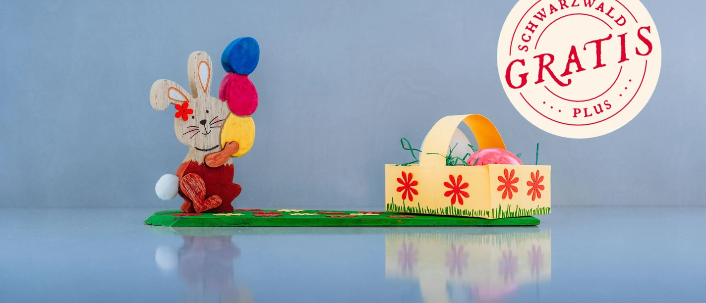 Wir bemalen einen Osterhasen aus Holz