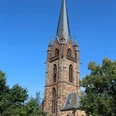 Liebfrauenkirche Frankenberg (Eder) Sie sehen die Außenansicht der Liebfrauenkirche bei strahlendem Sonnenschein