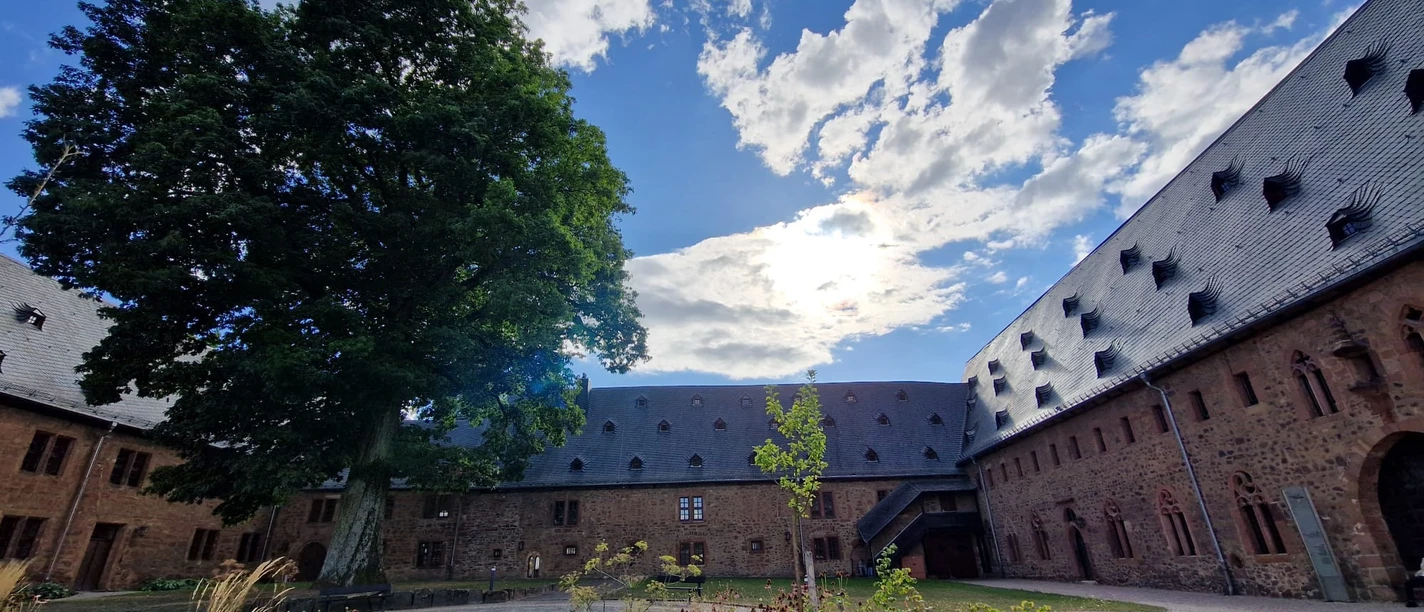 Kloster St. Georgenberg Innenhof