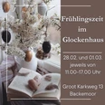Braun Weiß Elegant Ostern Sale Instagram Post.png Vase mit blühenden Zweigen und Ostereiern in verschiedenen Farben über einem aufgeschlagenen Buch neben Federn