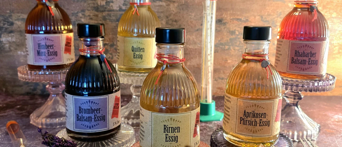 Essige von Schrays Distillery