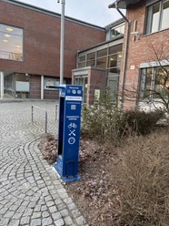 Radservicestation in Büchen Die Radservicestation in Büchen steht vor dem Bürgerhaus.