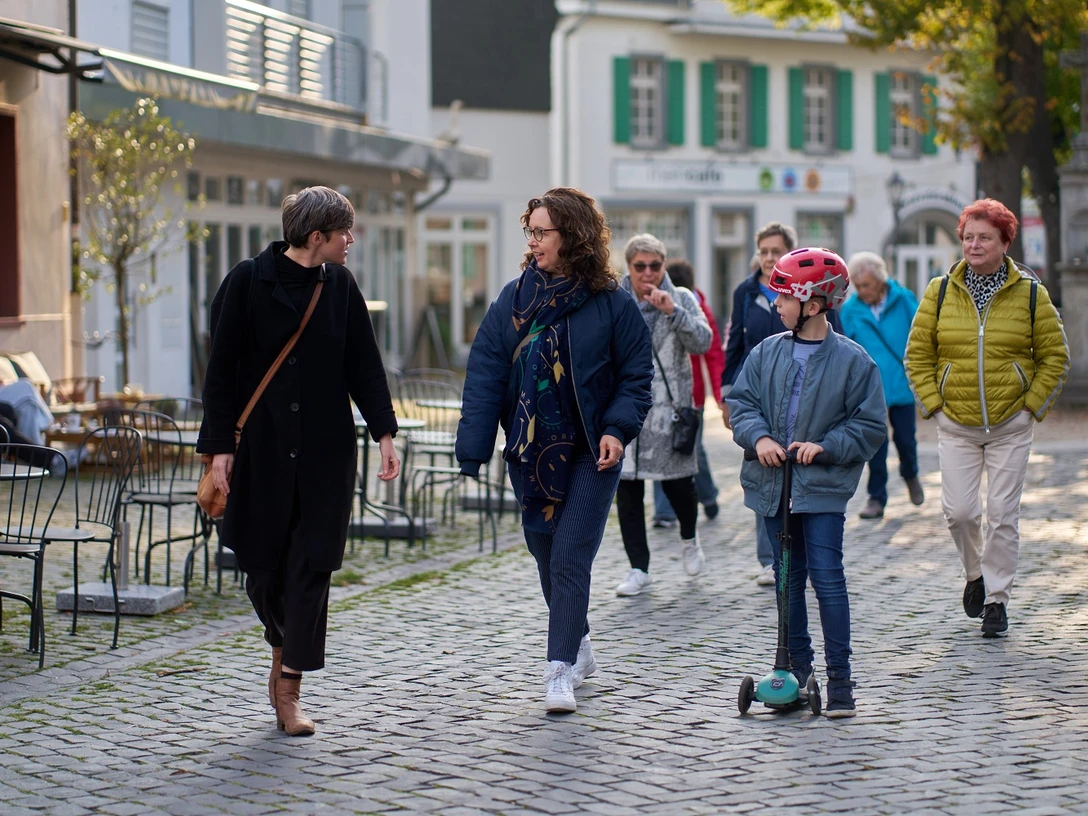 Walk and talk - Eine Kunsttour durch Monheim am Rhein