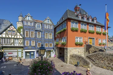 Rathaus und Schiefes Haus