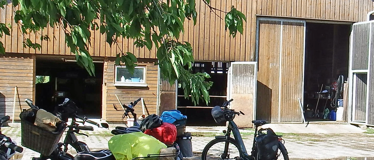 Petis Milchtankstelle.JPG