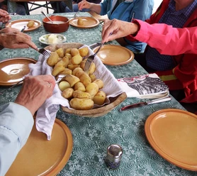 Pellkartoffelessen bei Familie Lührs - Rumstorf.JPG