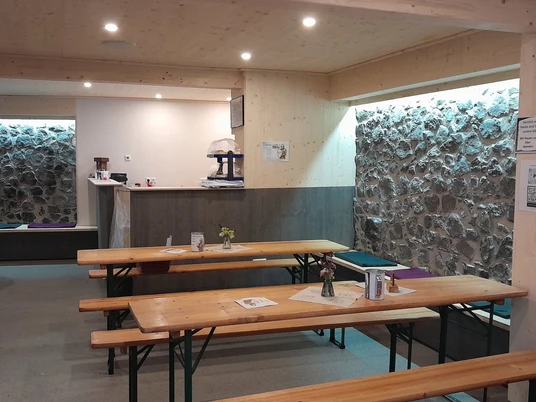 Baude-Innenraum-Weidelsburg-cc-by-sa-Förderverein Weidelsburg-web