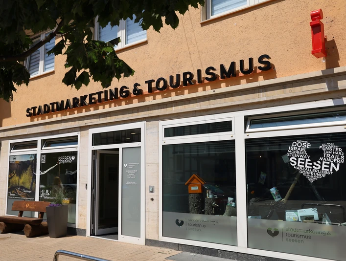 Tourist-information-Seesen-Außenansicht.JPG