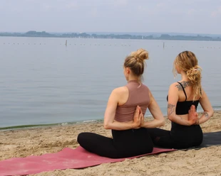Yoga am Dümmer-See