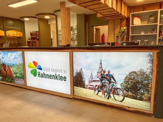 Tourist-Information-Hahnenklee-Bockswiese-Counter.jpg
