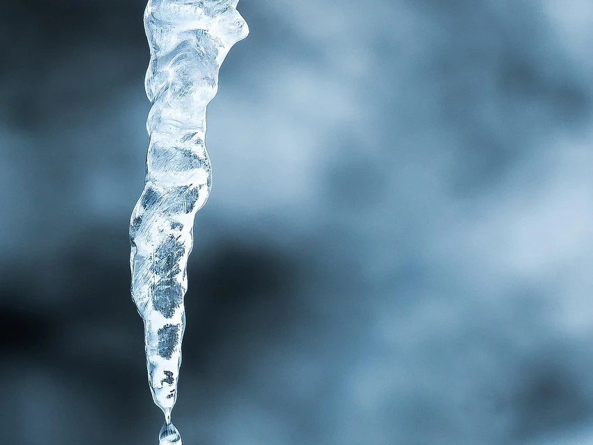 leozc-icicle-1125335_1280.jpg